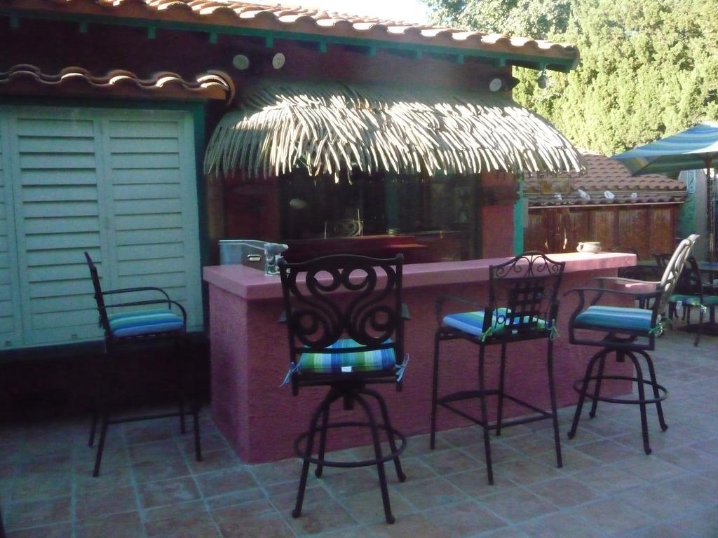 Woodland Hills Calabasas Guesthouses Лос-Анджелес Екстер'єр фото